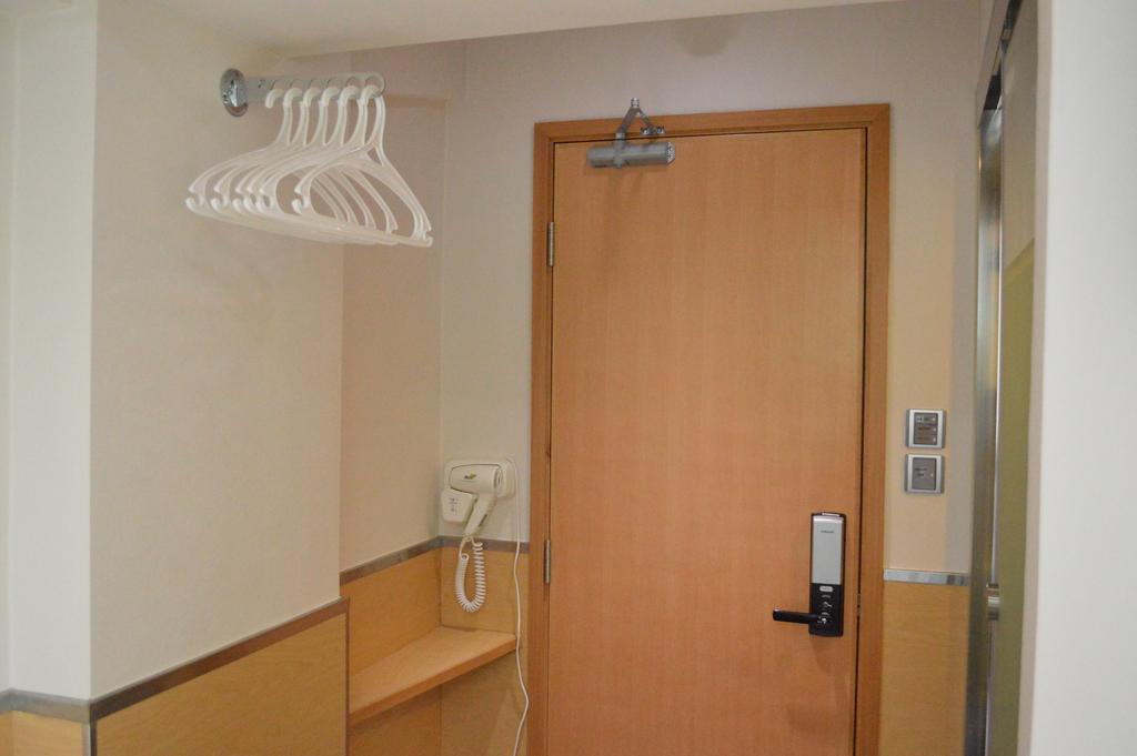 Modern Inn Гонконг Номер фото